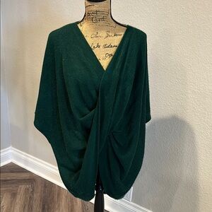 Elegant Green Women's Sweater